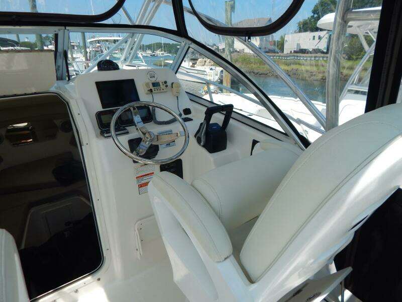 2008 Century 2400 WA