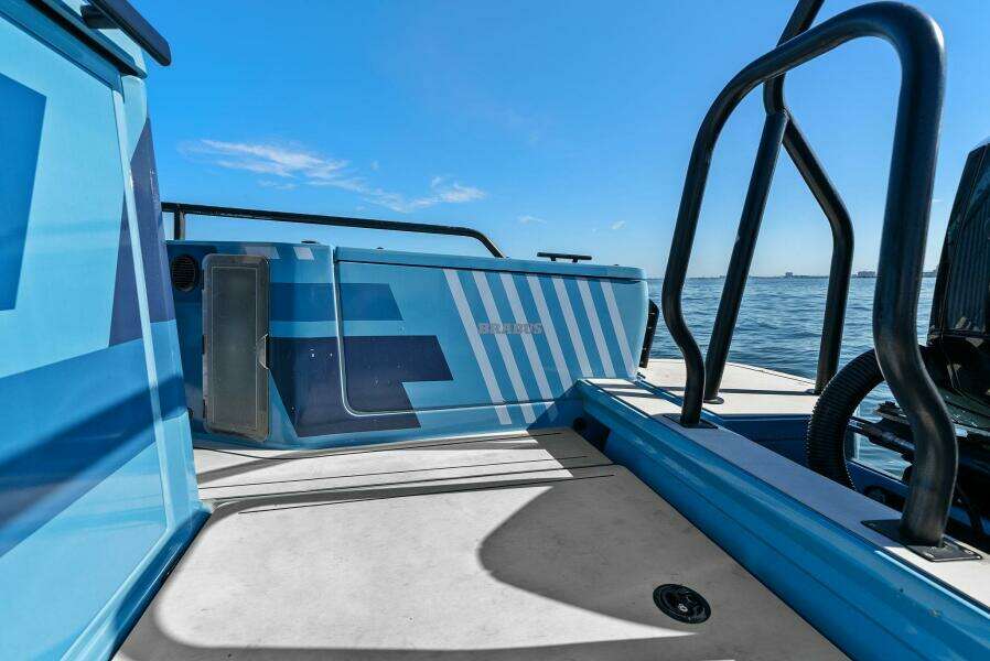 2022 Axopar Brabus Shadow 500 TT - Aft Deck 