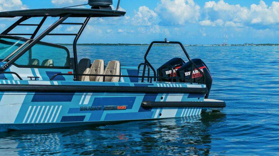 2022 Axopar Brabus Shadow 500 TT - Port Stern