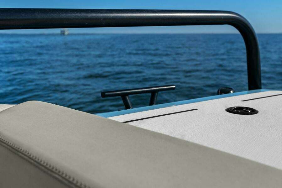 2022 Axopar Brabus Shadow 500 TT - Bow 