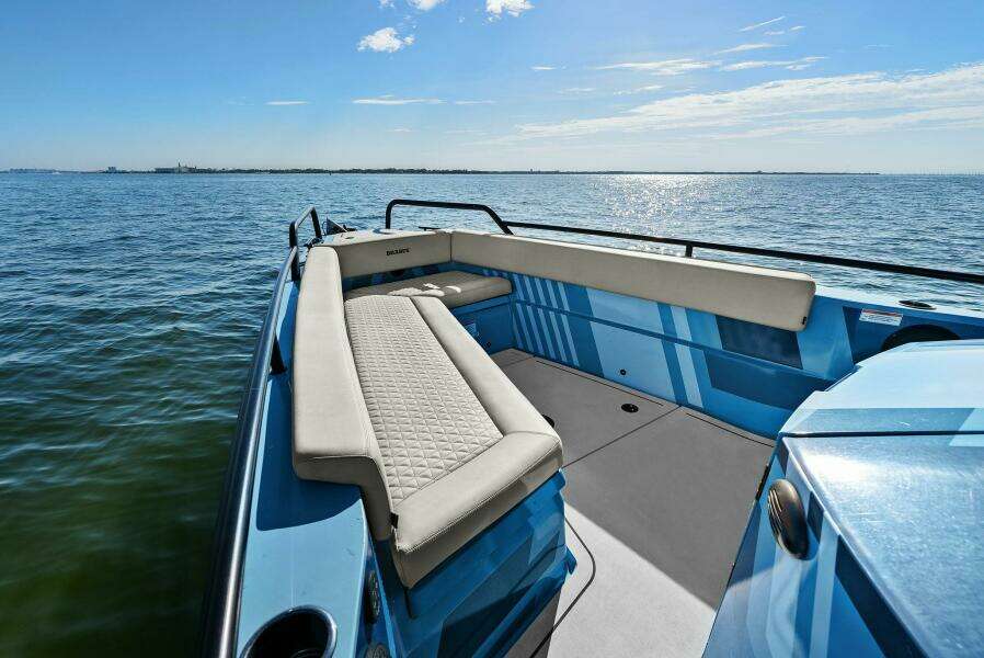 2022 Axopar Brabus Shadow 500 TT - Bow