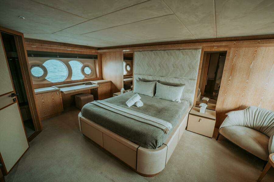 2013 Monte Carlo Yachts 