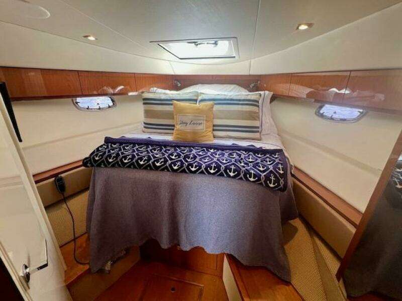 2013 Sea Ray 410 Sundancer