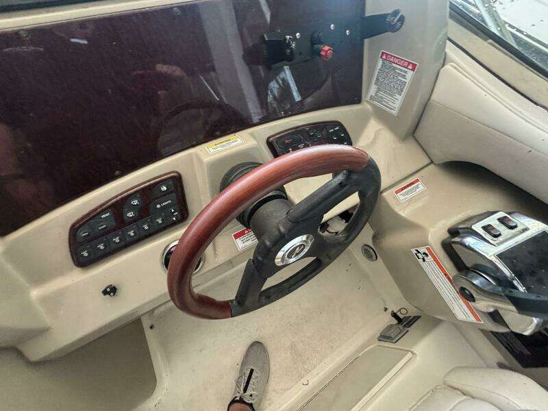 2008 Sea Ray 290 Sundancer