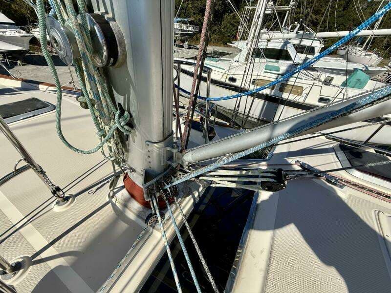 2005 Island Packet 485