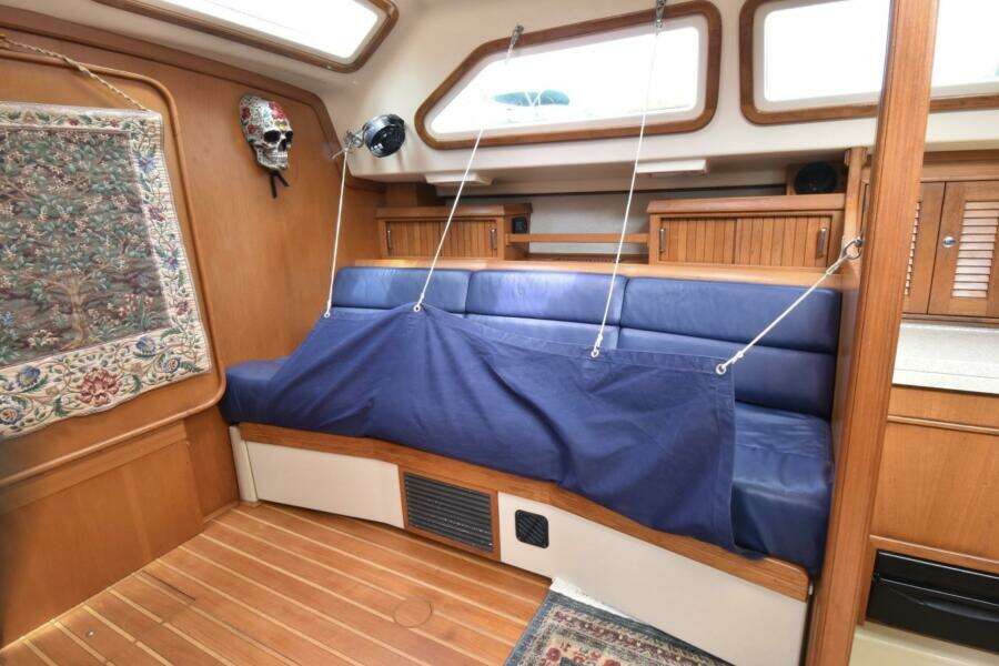 2005 Island Packet 485