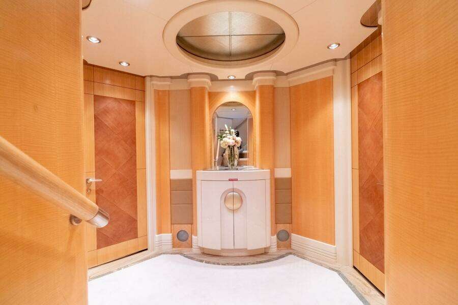 2001 Delta Marine Tri-Deck