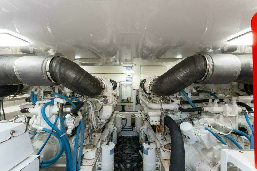 2009 Viking 45 Open Wig Wag