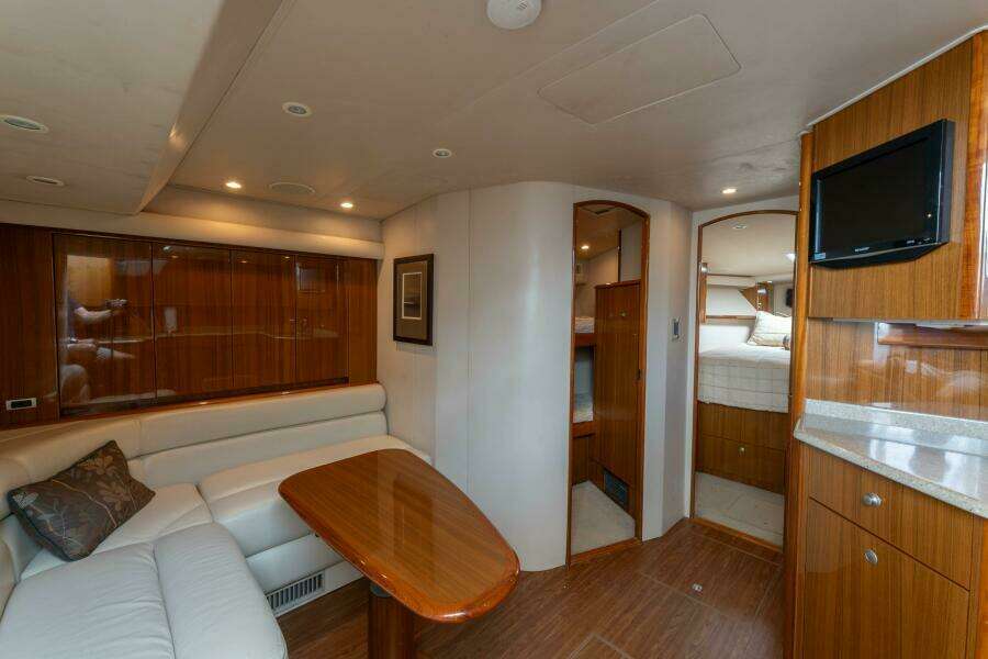 2009 Viking 45 Open Wig Wag