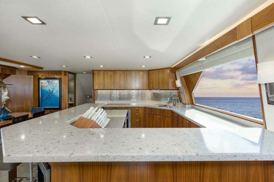 2016 92 Viking Enclosed Bridge Touche Galley (3)