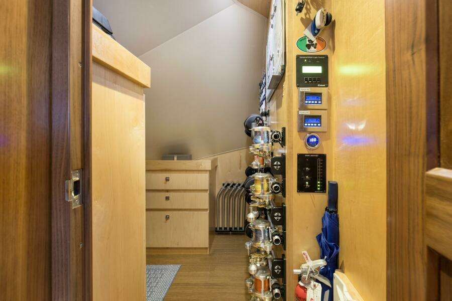 2016 92 Viking Enclosed Bridge Touche Gear Locker And Stateroom