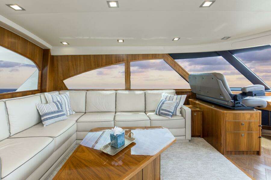 2016 92 Viking Enclosed Bridge Touche Bridge 