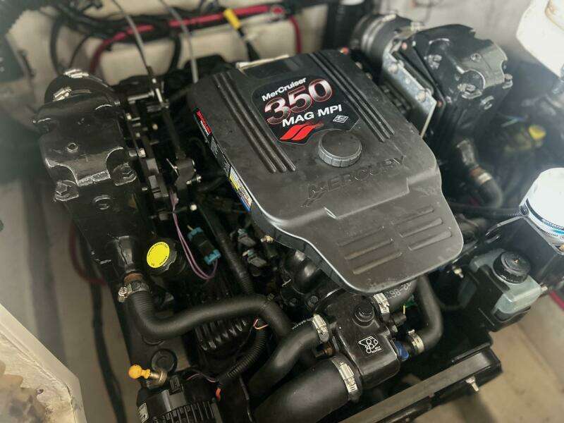 2006 Sea Ray 240 Sundeck