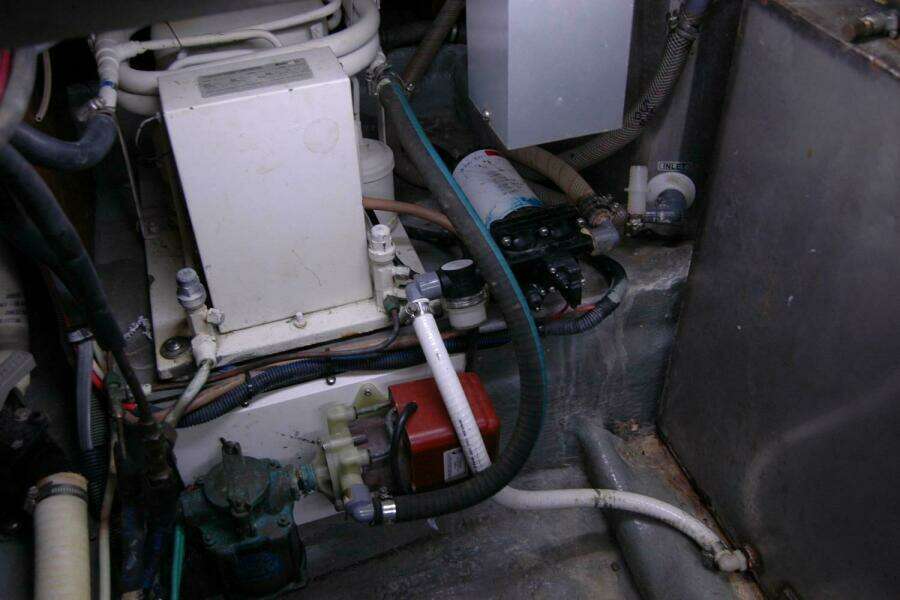 1987 Bertram 33 Sport Fisherman