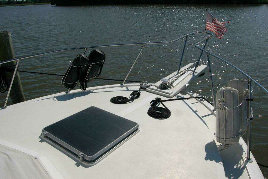 1987 Bertram 33 Sport Fisherman