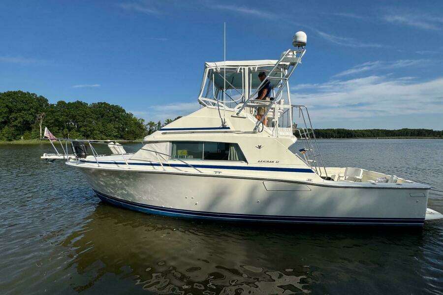 1987 Bertram 33 Sport Fisherman