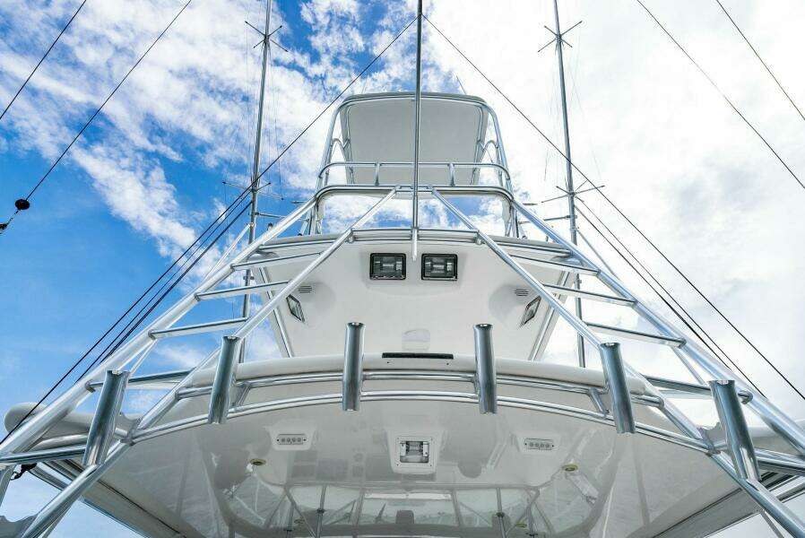 2004 Cabo 40 Hardtop Express