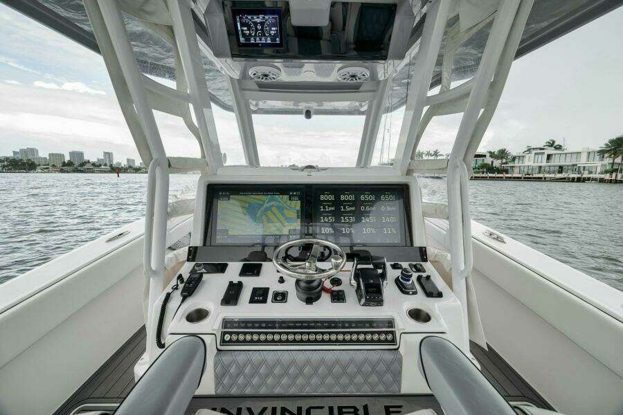 2024 Invincible 43 Open