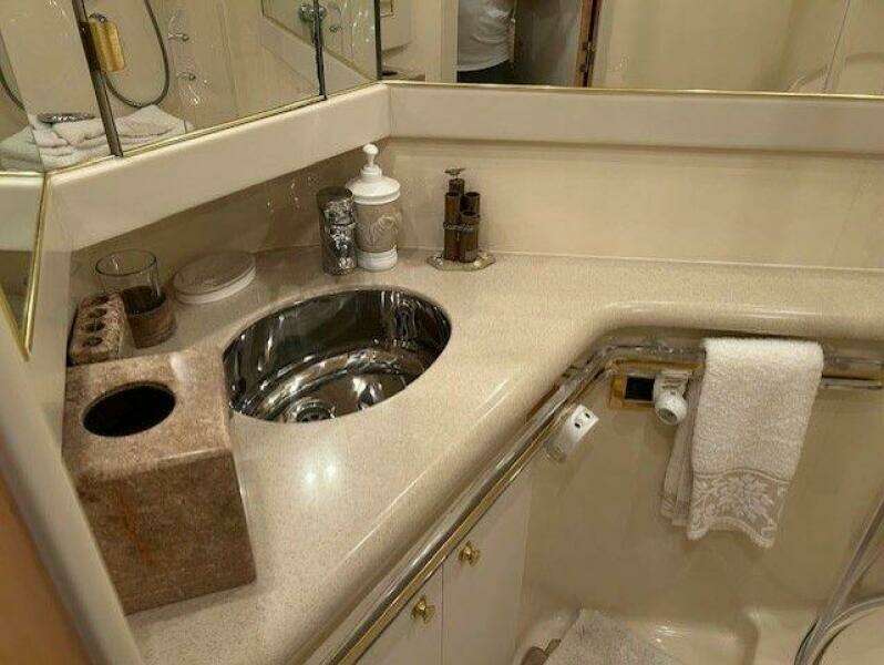 1998 Sea Ray 540 Sundancer