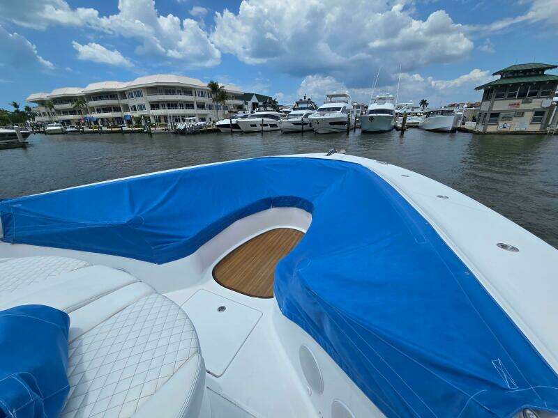 2024 HCB 65 Estrella