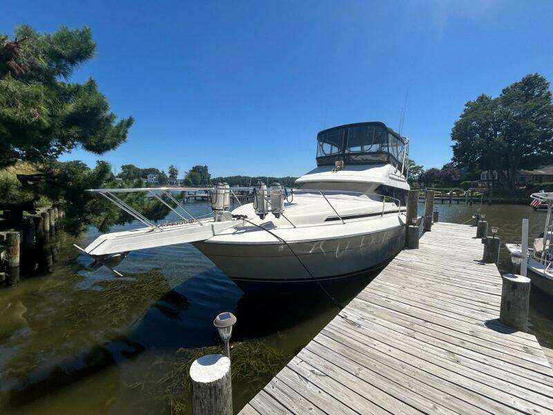 1990 Silverton 34 Convertible