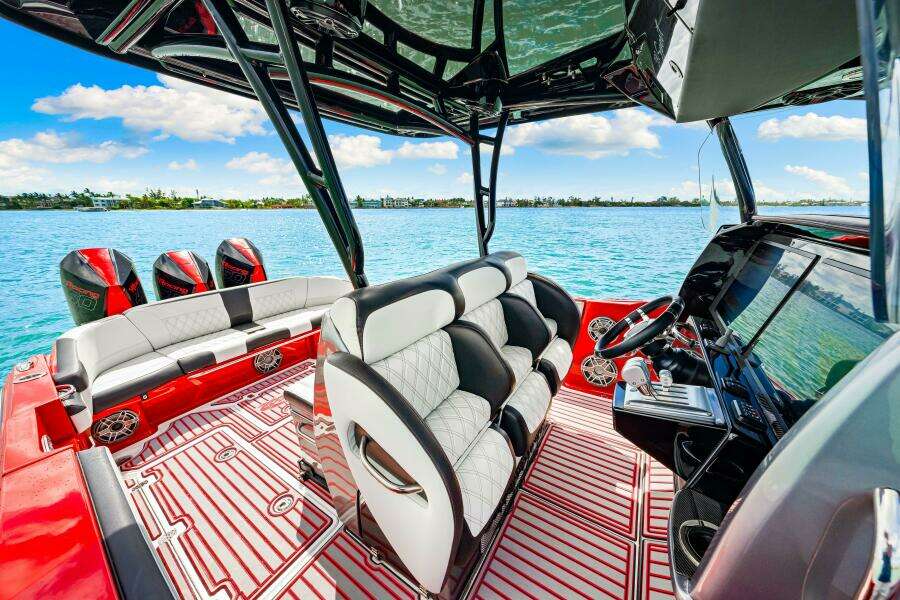 2022 Nor-Tech 390 SS