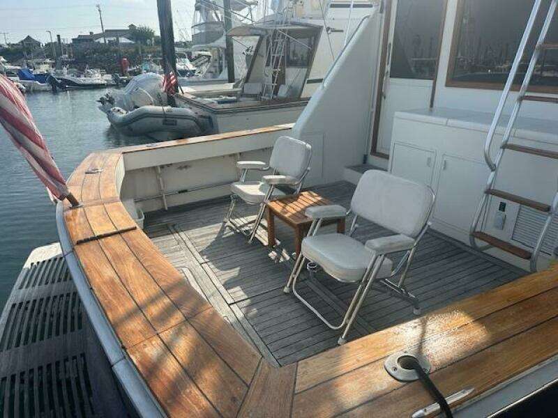 1988 Viking 45 Convertible