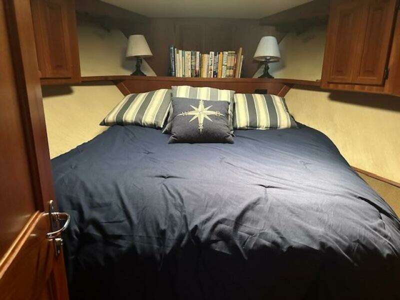 1988 Viking 45 Convertible