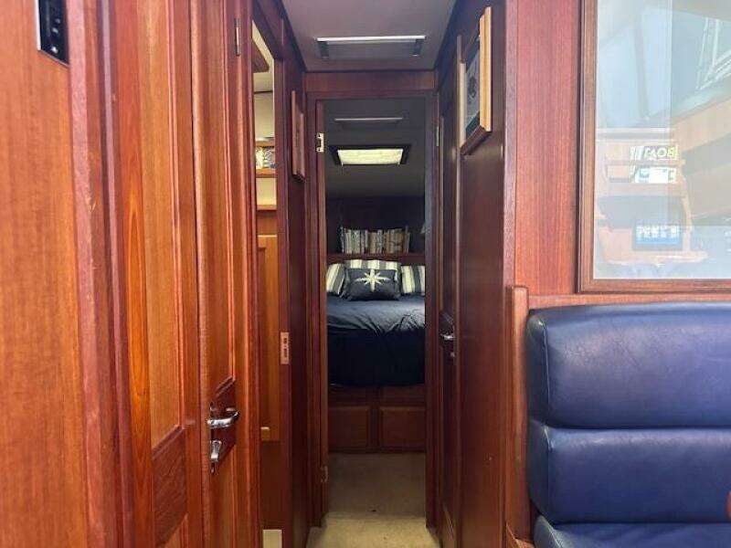 1988 Viking 45 Convertible