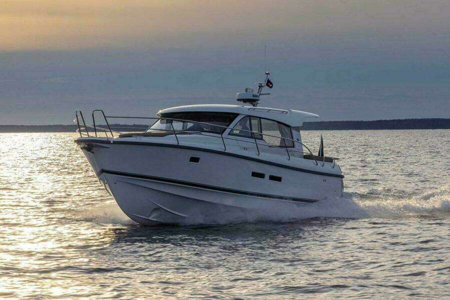 2025 Nimbus 365 Coupe