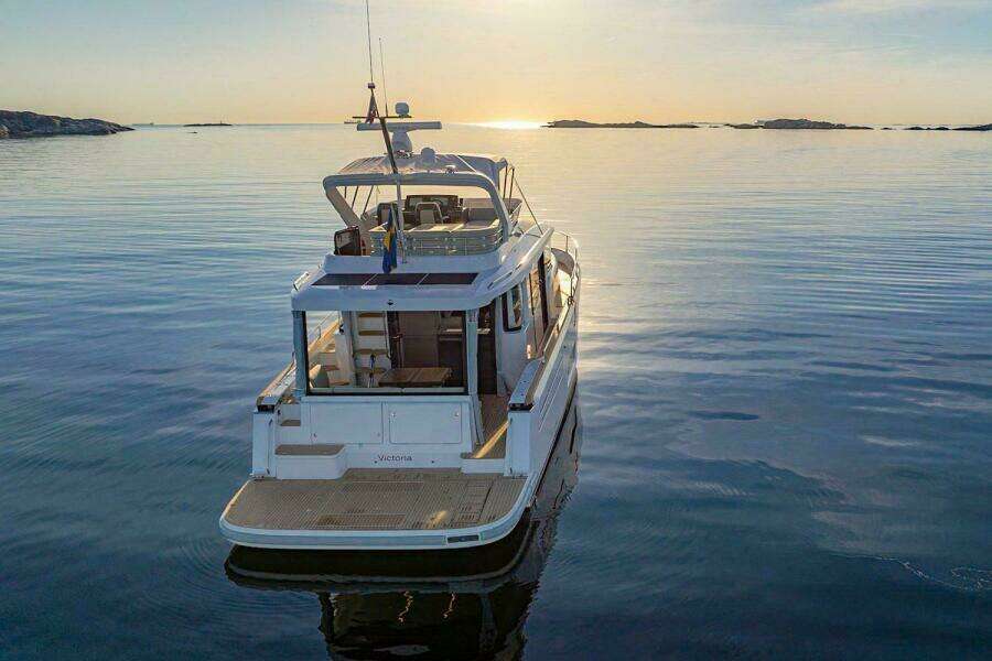 2025 Nimbus 495 Flybridge