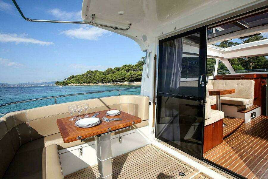 2025 Nimbus 405 Coupé