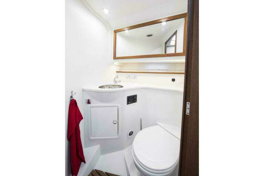 2025 Nimbus 405 Coupé