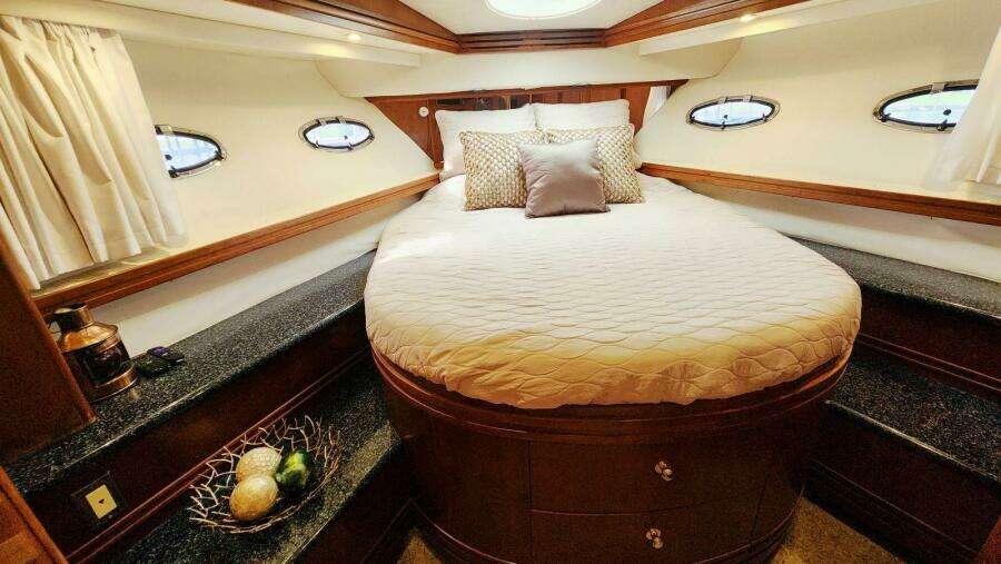 1999 Carver 530 Voyager Pilothouse