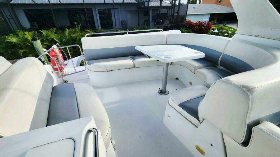 1999 Carver 530 Voyager Pilothouse