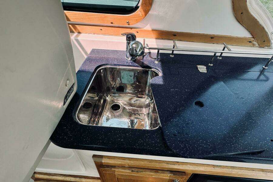 2007 Sabreline 34 Express