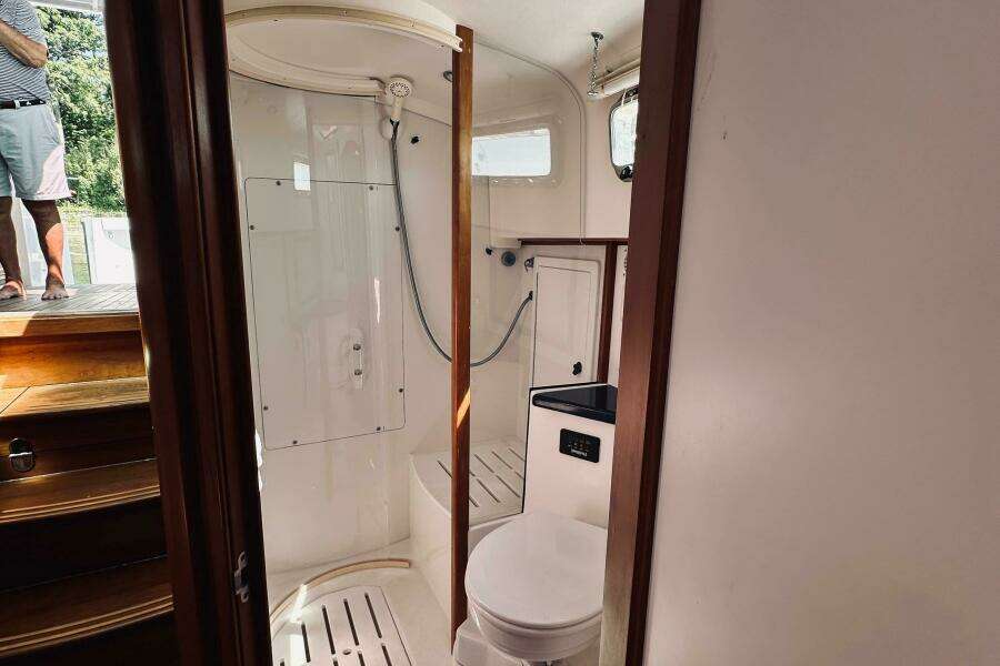 2007 Sabreline 34 Express