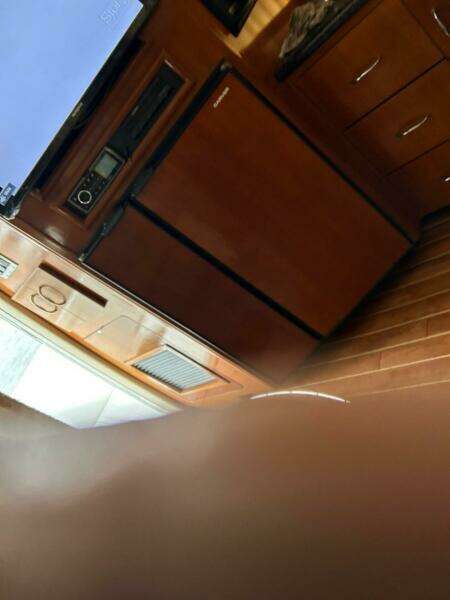 2003 Carver 360 Sport Sedan