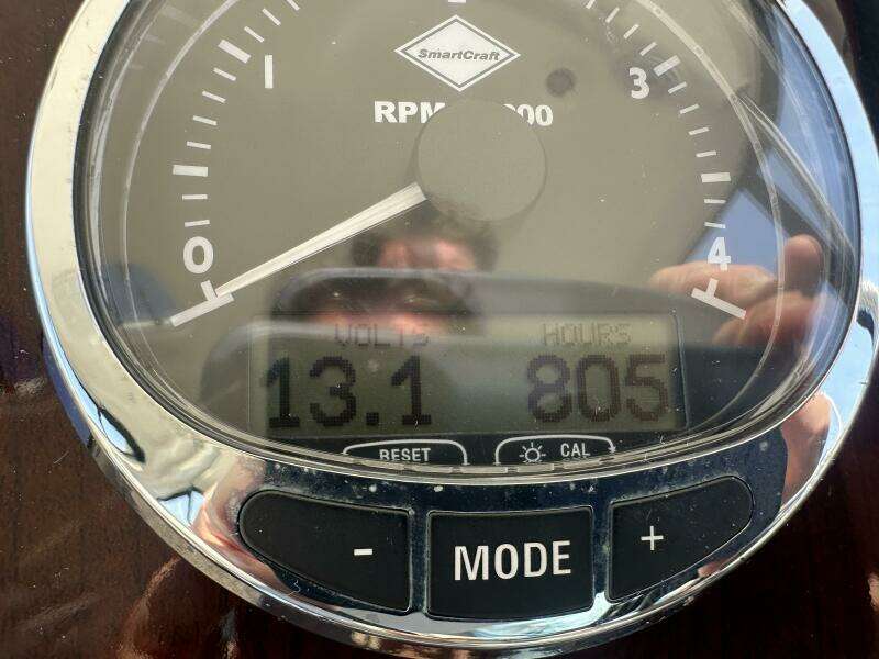 2009 Meridian 441 Sedan