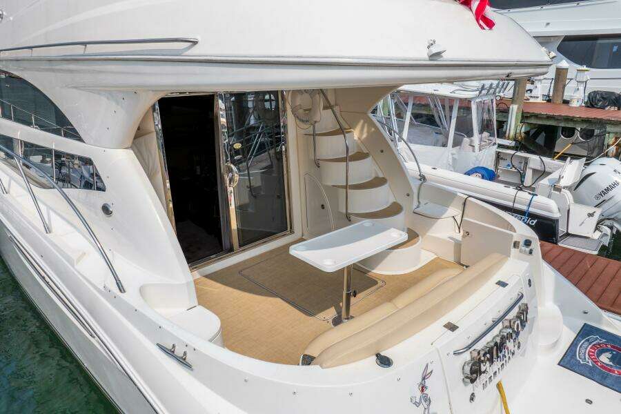 2009 Meridian 441 Sedan