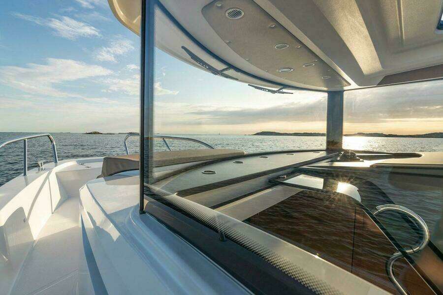 2025 Nimbus Commuter 9