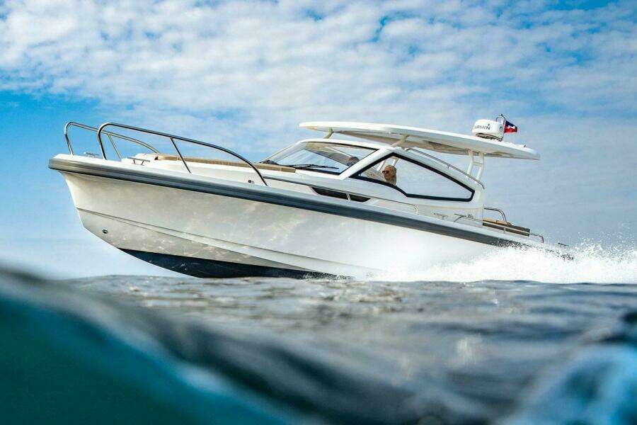 2025 Nimbus Weekender 9