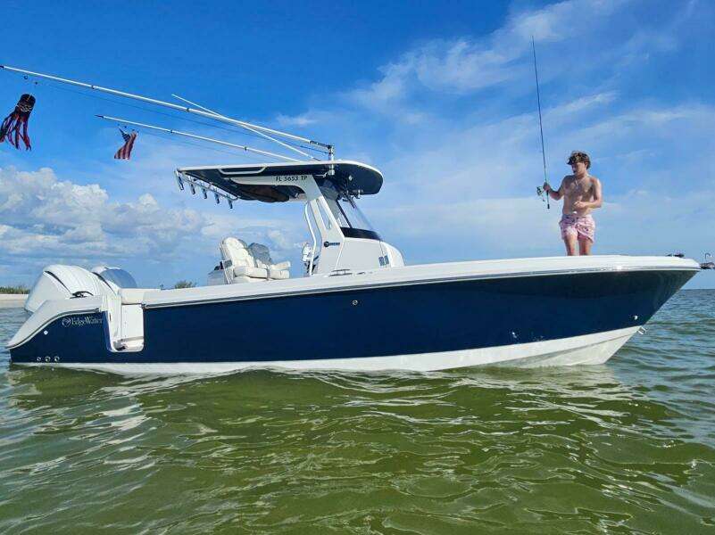 2023 Edgewater 262CC
