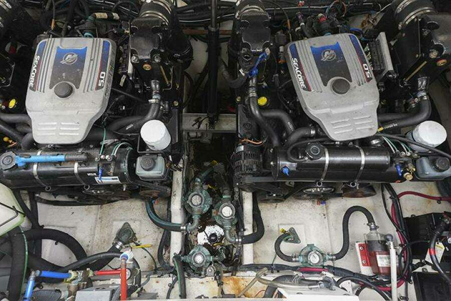 2010 Sea Ray 310 Sundancer