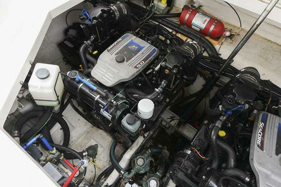 2010 Sea Ray 310 Sundancer