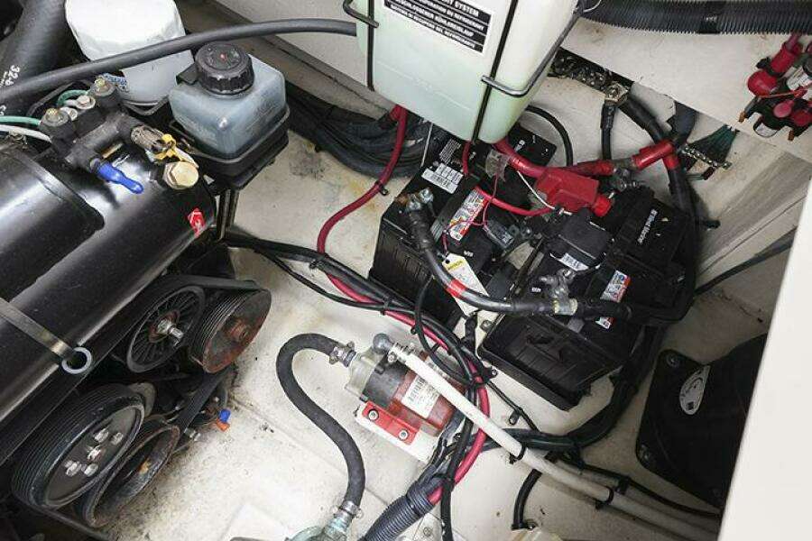 2010 Sea Ray 310 Sundancer