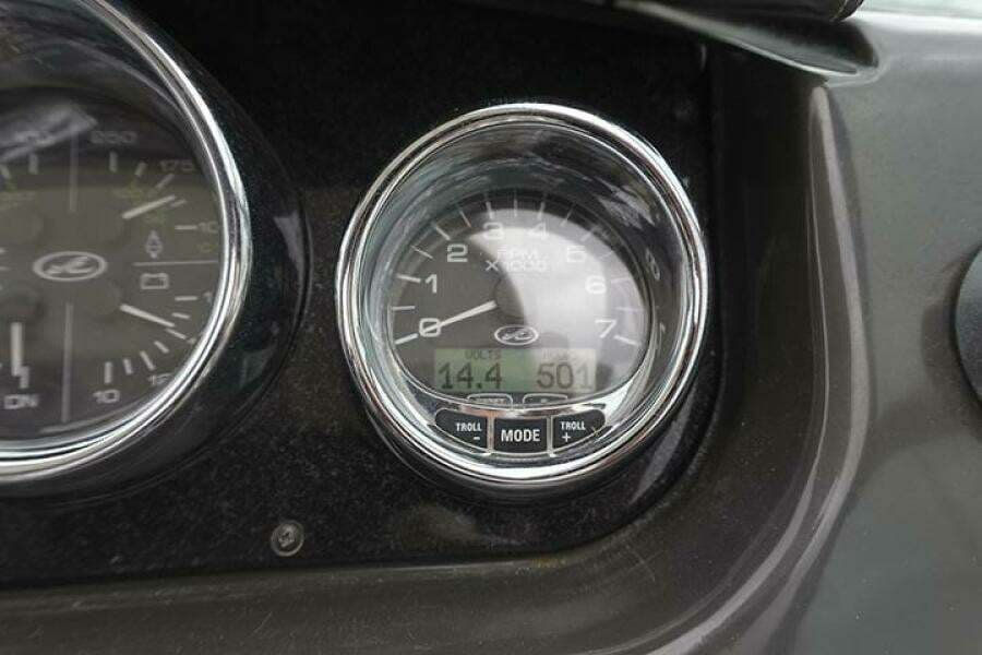 2010 Sea Ray 310 Sundancer