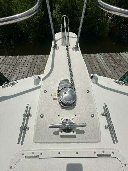 1999 Dusky 256 Center Console