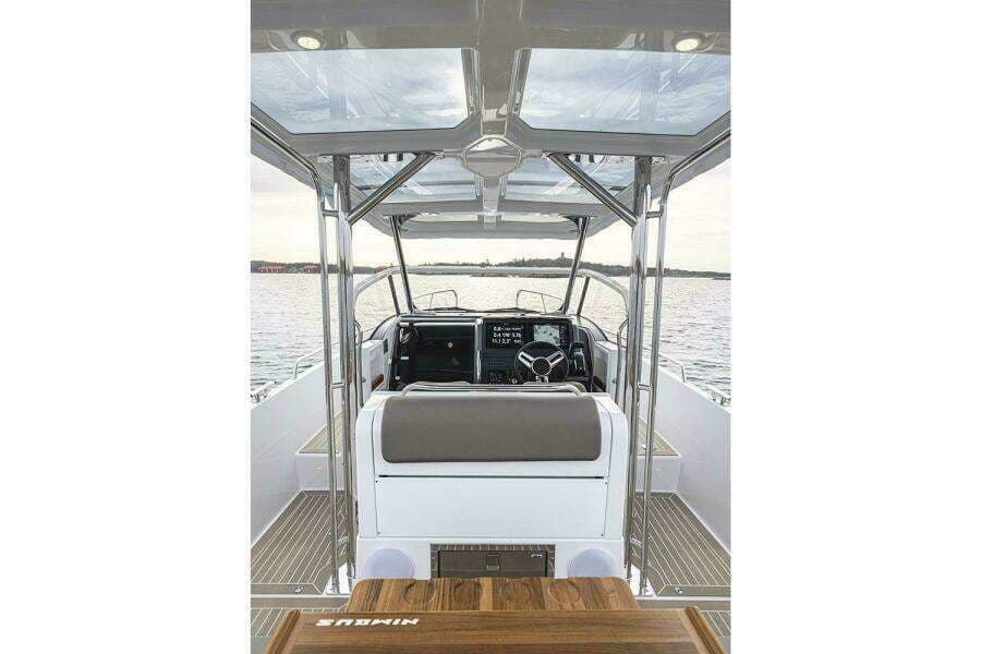 2025 Nimbus Tender 9