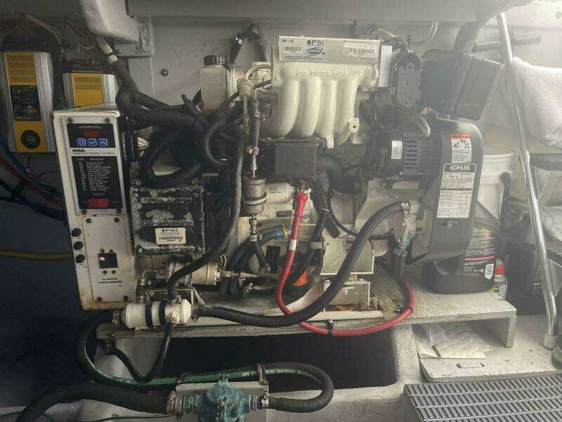 2006 Meridian 411 Sedan